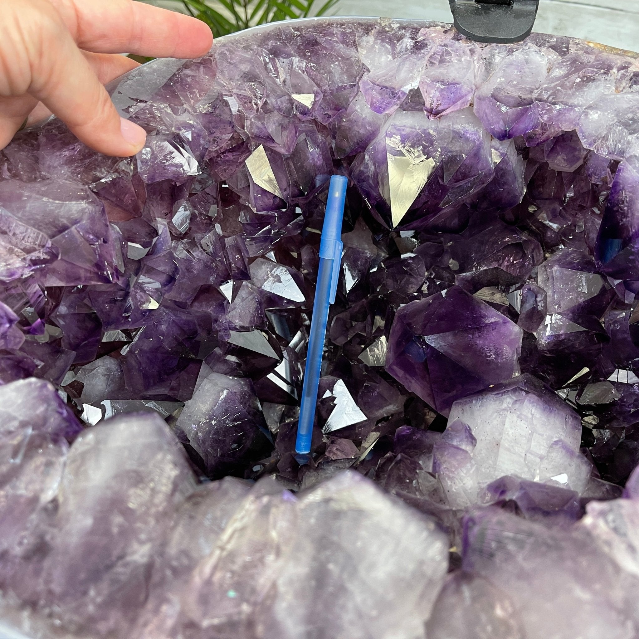 Super Quality Polished Amethyst "Jewelry Box", Clam Shell style Lid, 189.6 lbs & 25.5" tall, Model #5656-0008 by Brazil Gems - Brazil GemsBrazil GemsSuper Quality Polished Amethyst "Jewelry Box", Clam Shell style Lid, 189.6 lbs & 25.5" tall, Model #5656-0008 by Brazil GemsGeode Jewelry Boxes5656-0008