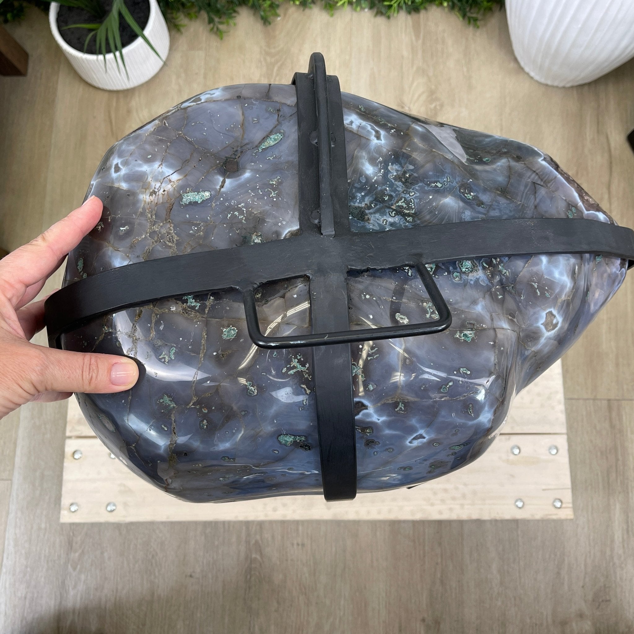 Super Quality Polished Amethyst "Jewelry Box", Clam Shell style Lid, 189.6 lbs & 25.5" tall, Model #5656-0008 by Brazil Gems - Brazil GemsBrazil GemsSuper Quality Polished Amethyst "Jewelry Box", Clam Shell style Lid, 189.6 lbs & 25.5" tall, Model #5656-0008 by Brazil GemsGeode Jewelry Boxes5656-0008