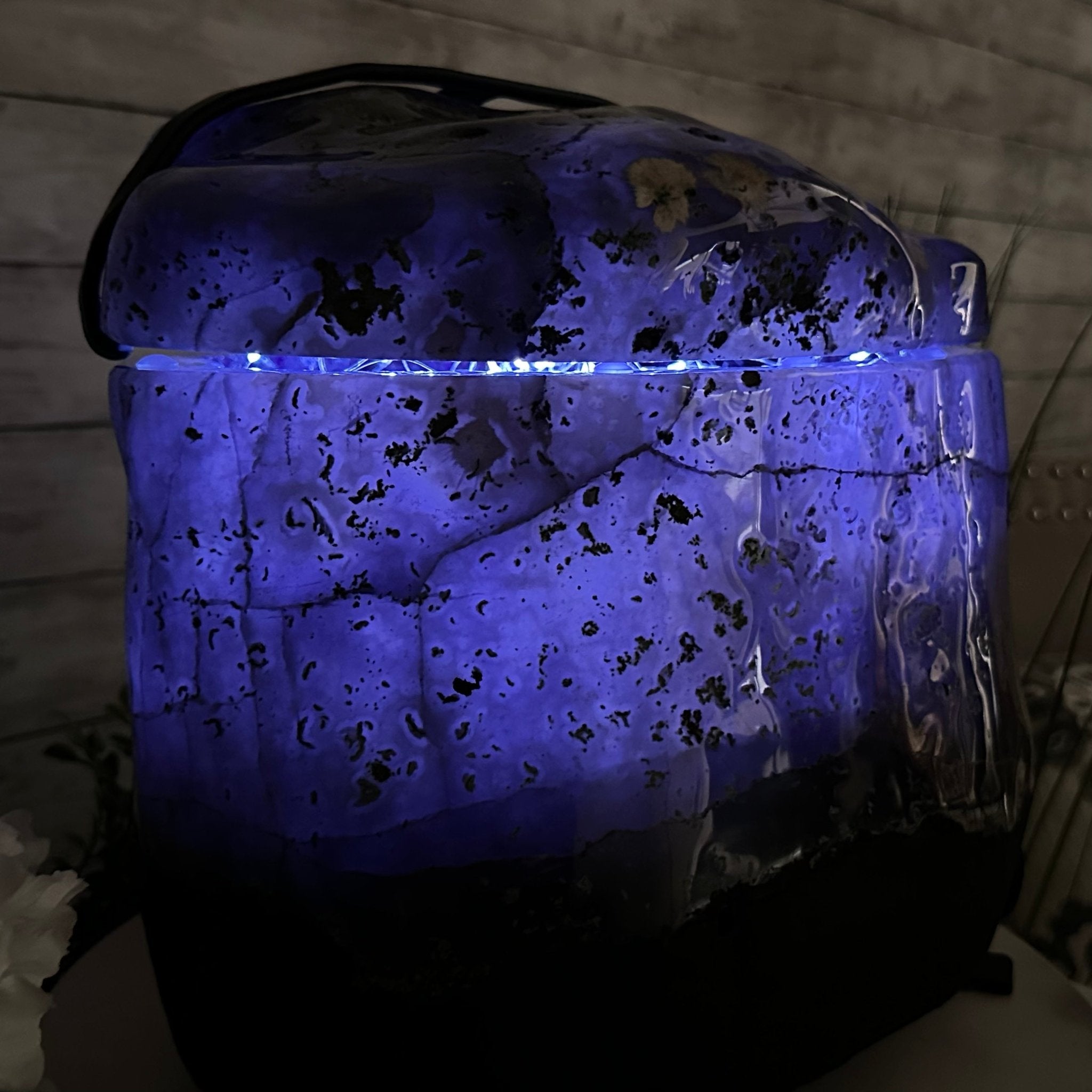 Super Quality Polished Amethyst "Jewelry Box", Clam Shell style Lid, 63 lbs & 20" tall, Model #5656-0014 by Brazil Gems - Brazil GemsBrazil GemsSuper Quality Polished Amethyst "Jewelry Box", Clam Shell style Lid, 63 lbs & 20" tall, Model #5656-0014 by Brazil GemsGeode Jewelry Boxes5656-0014