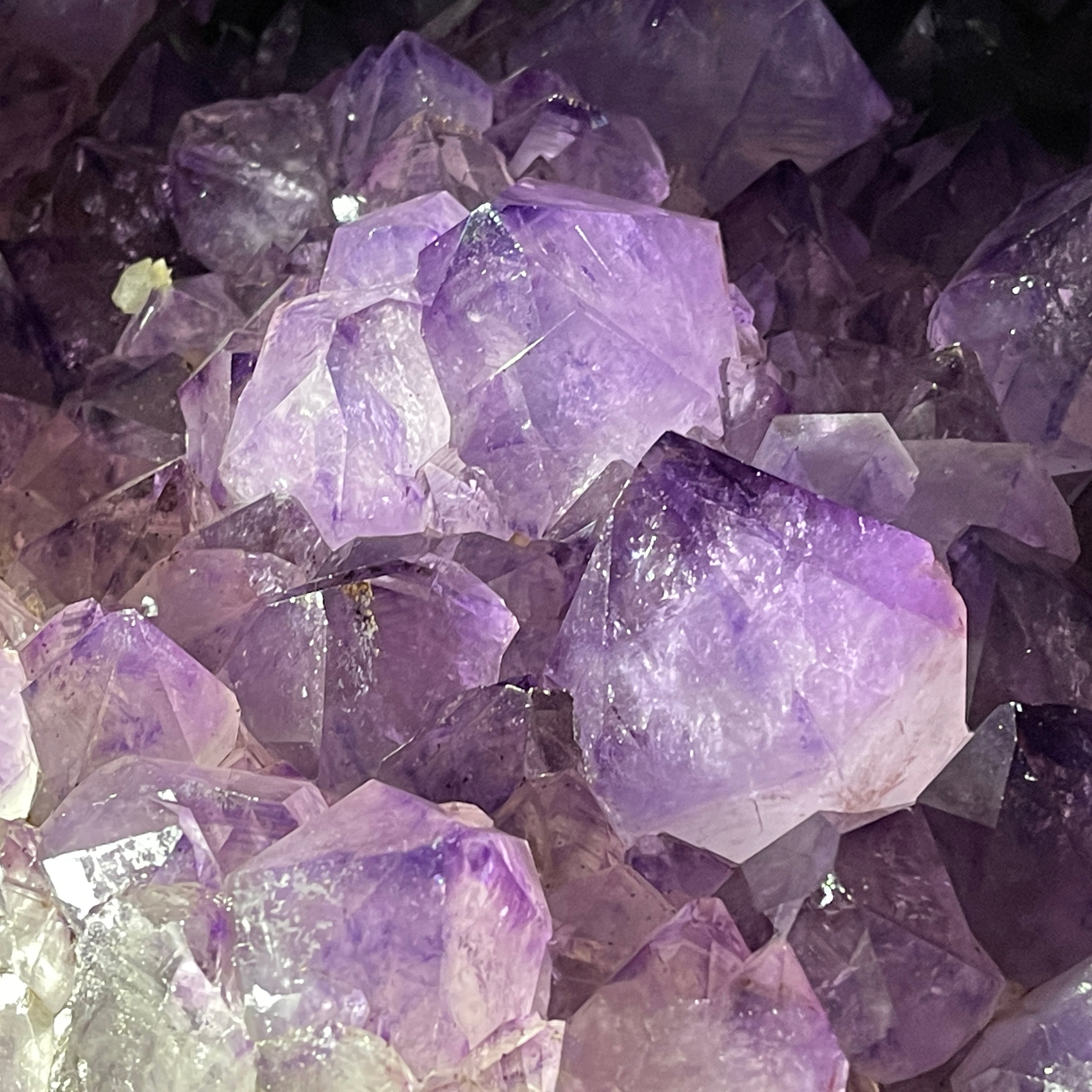 Extra Quality Brazilian Amethyst Coffee Table, 103.6 lbs & 16" tall #1385-0048 by Brazil Gems - Brazil GemsBrazil GemsExtra Quality Brazilian Amethyst Coffee Table, 103.6 lbs & 16" tall #1385-0048 by Brazil GemsTables: Coffee1385-0048