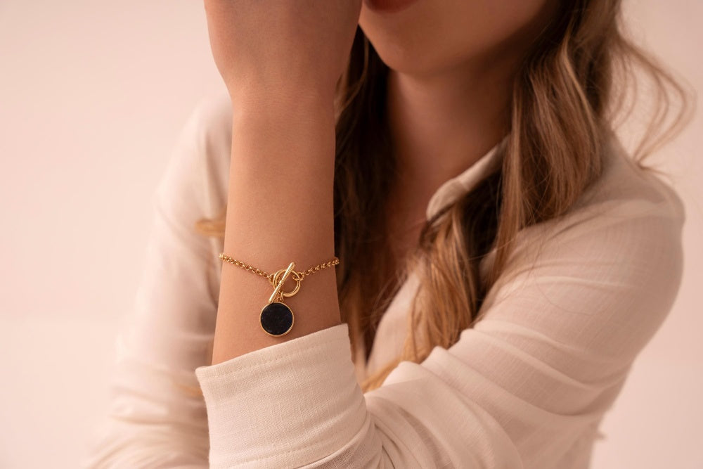 11 Types Of Gemstones For Jewelry That Add Color & Character