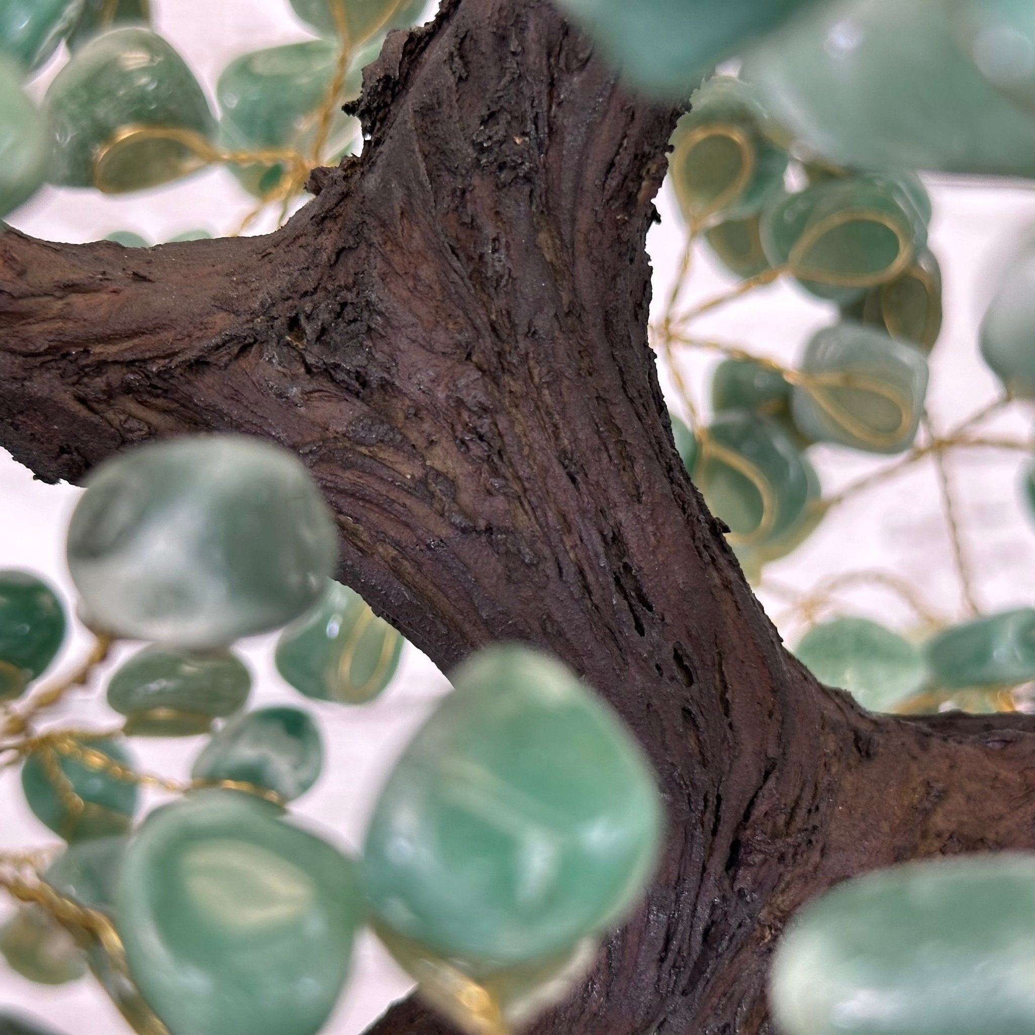 22" Tall Green Quartz Gemstone Tree w/ Amethyst base, 540 gems #5406GQ-016 - Brazil GemsBrazil Gems22" Tall Green Quartz Gemstone Tree w/ Amethyst base, 540 gems #5406GQ-016Gemstone Trees5406GQ-016