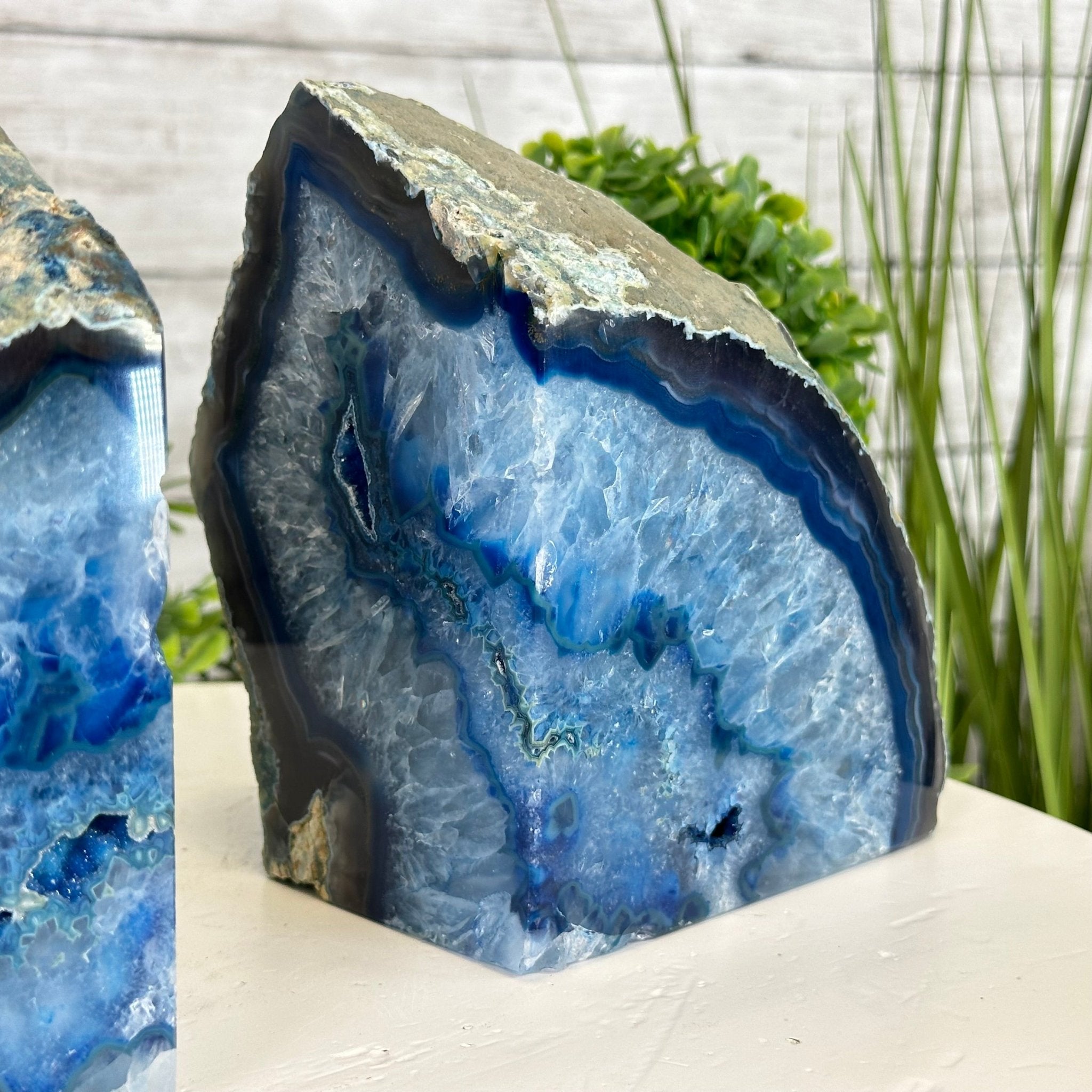 Blue Dyed Brazilian Agate Stone Bookends, 10.7 lbs & 5.7" tall #5151BL-042 - Brazil GemsBrazil GemsBlue Dyed Brazilian Agate Stone Bookends, 10.7 lbs & 5.7" tall #5151BL-042Bookends5151BL-042