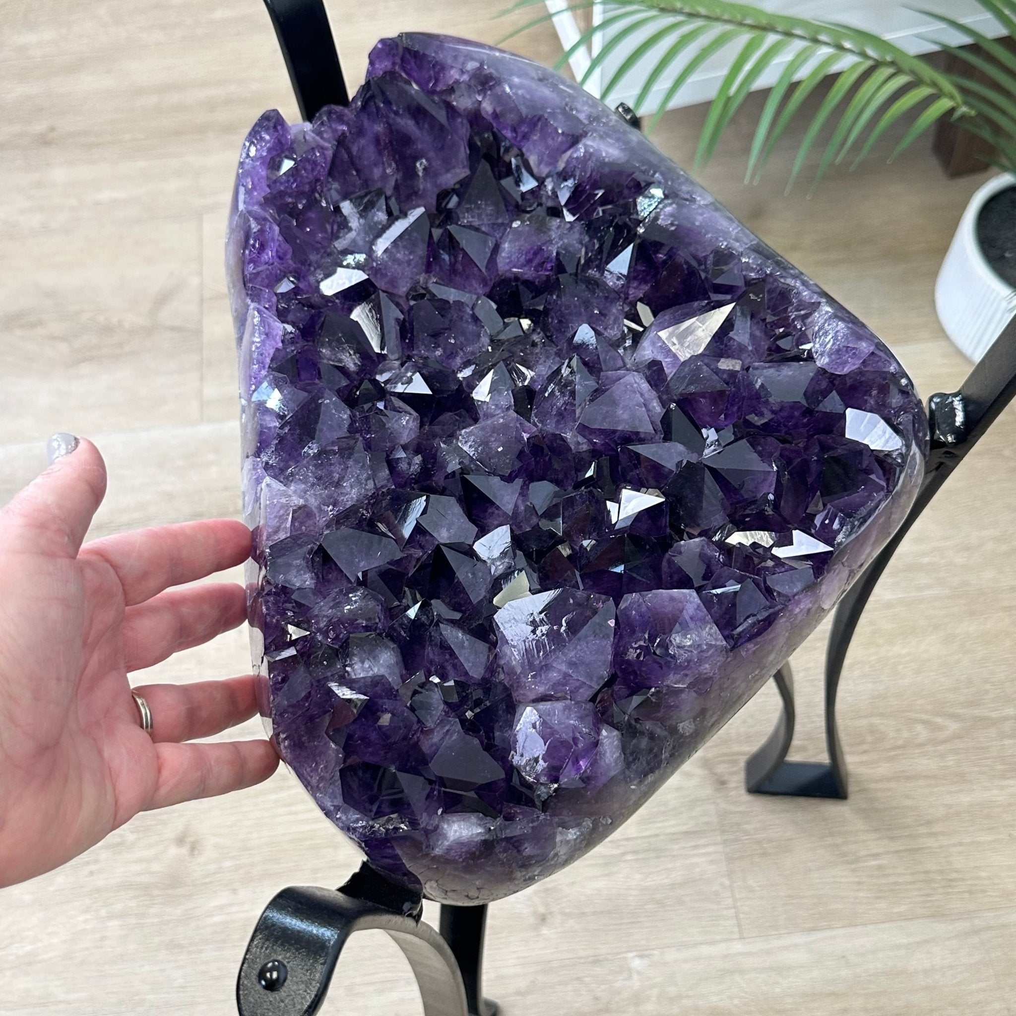 Brazilian Amethyst Geode Side Table, 35.5 lbs, 21.75" Tall #1384-0034 - Brazil GemsBrazil GemsBrazilian Amethyst Geode Side Table, 35.5 lbs, 21.75" Tall #1384-0034Tables: Side1384-0034