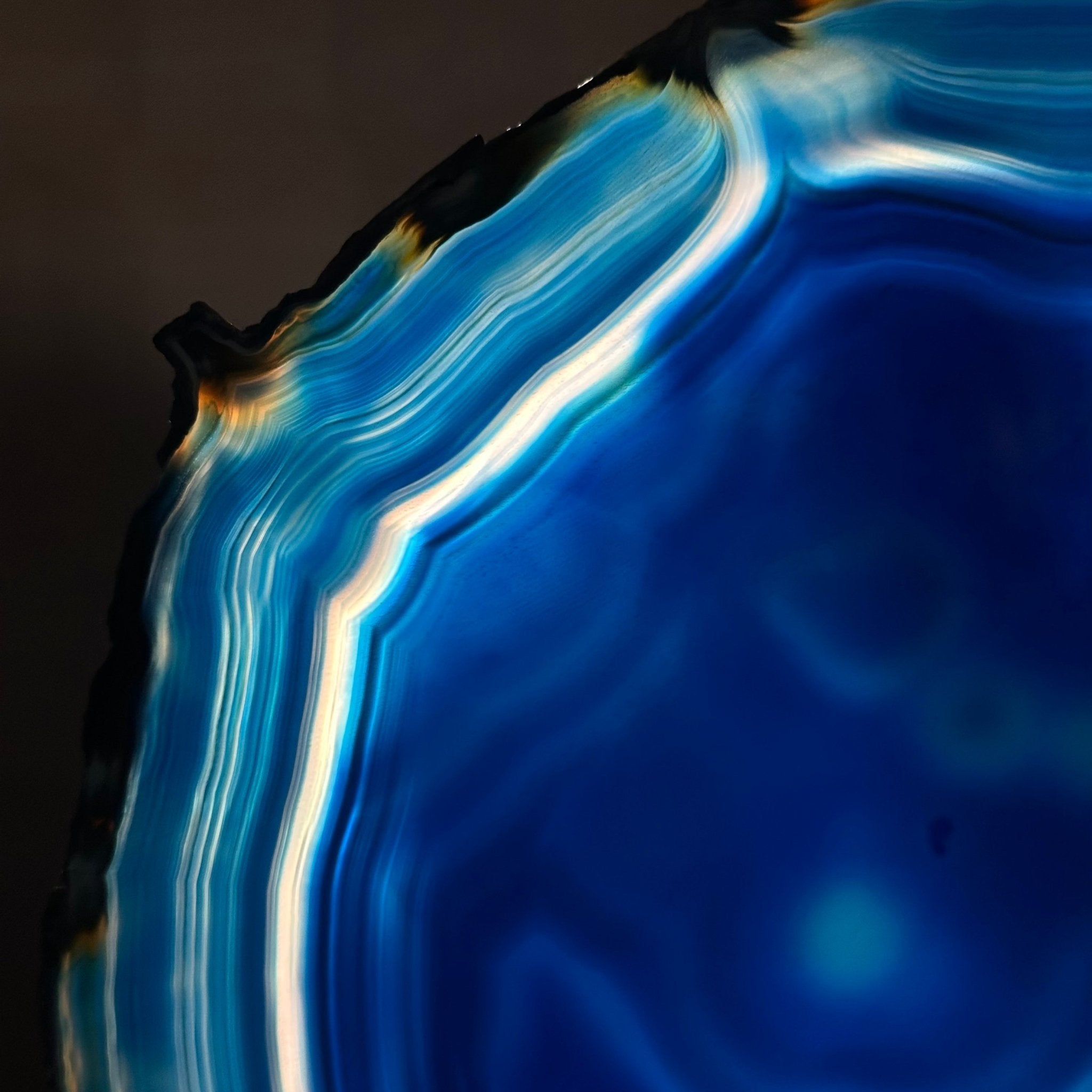 Brazilian Blue Agate Slice on a Metal Stand, 11.7" Tall #5055 - 0147 - Brazil GemsBrazil GemsBrazilian Blue Agate Slice on a Metal Stand, 11.7" Tall #5055 - 0147Slices on Fixed Bases5055 - 0147