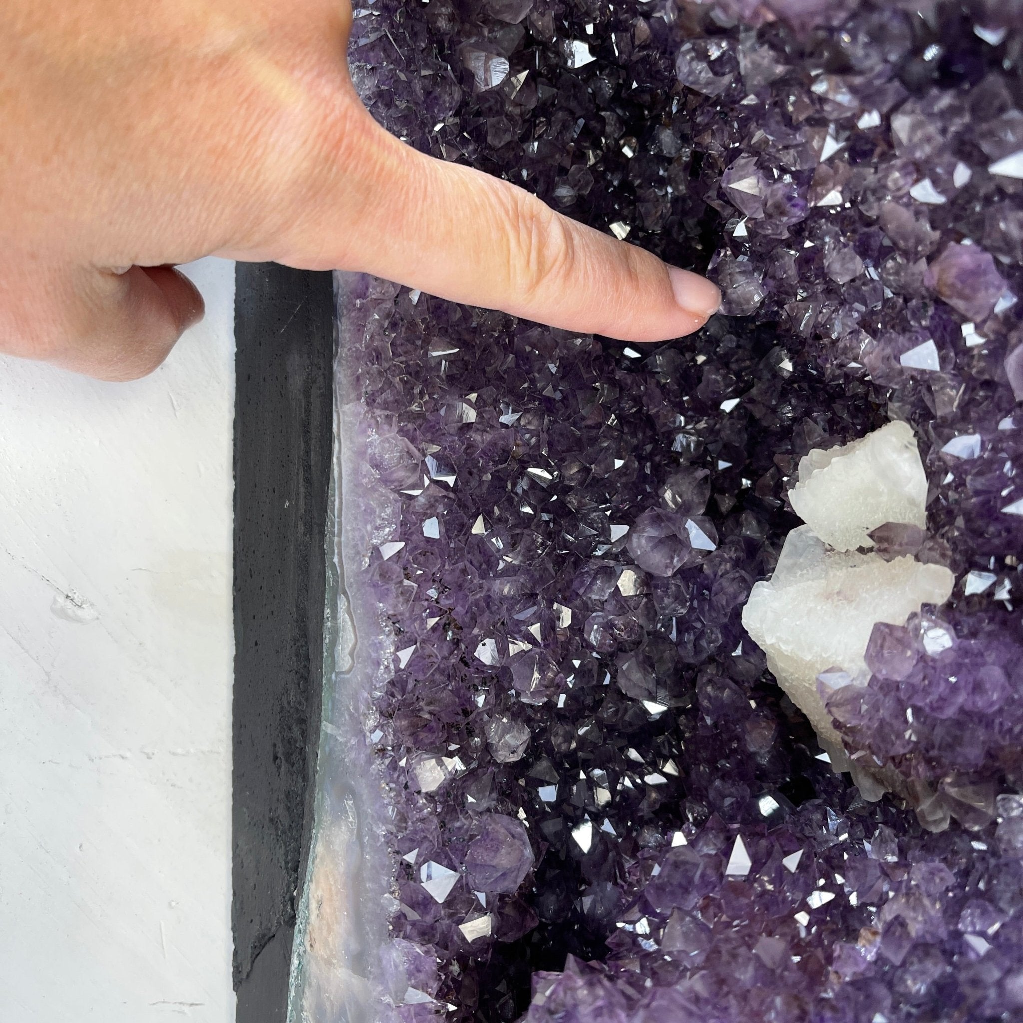 Extra Plus Quality Brazilian Amethyst Cathedral, 24.5 lbs & 12.1” tall Model #5601-1153 by Brazil Gems - Brazil GemsBrazil GemsExtra Plus Quality Brazilian Amethyst Cathedral, 24.5 lbs & 12.1” tall Model #5601-1153 by Brazil GemsCathedrals5601-1153