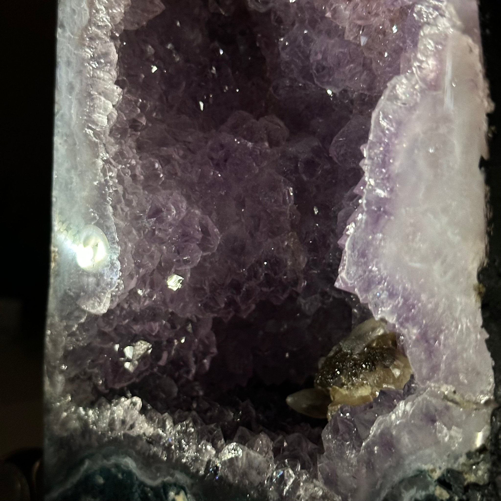 Extra Quality Amethyst Cathedral, 8.2 lbs & 10" Tall #5601 - 1433 - Brazil GemsBrazil GemsExtra Quality Amethyst Cathedral, 8.2 lbs & 10" Tall #5601 - 1433Cathedrals5601 - 1433