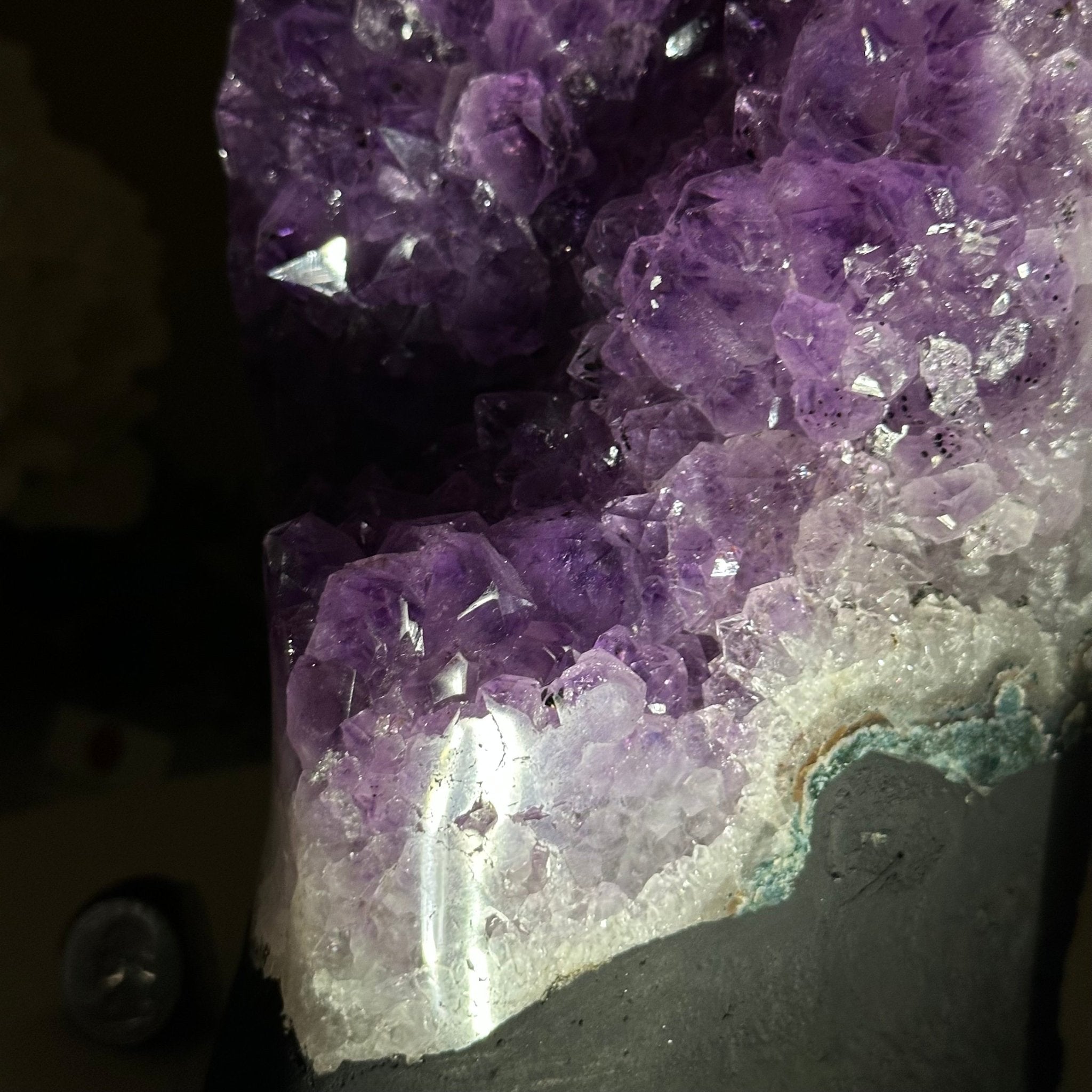 Extra Quality Amethyst Cluster, Cement Base, 12.1 lbs & 10.2" Tall #5614 - 0140 - Brazil GemsBrazil GemsExtra Quality Amethyst Cluster, Cement Base, 12.1 lbs & 10.2" Tall #5614 - 0140Clusters on Cement Bases5614 - 0140