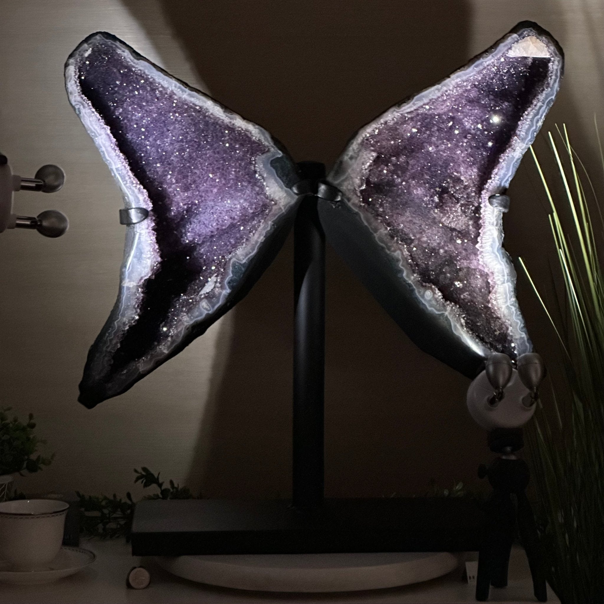 Extra Quality Amethyst Wings on a Metal Stand, 50.7 lbs, 24.4" Tall #5493 - 0044 - Brazil GemsBrazil GemsExtra Quality Amethyst Wings on a Metal Stand, 50.7 lbs, 24.4" Tall #5493 - 0044Amethyst Butterfly Wings5493 - 0044