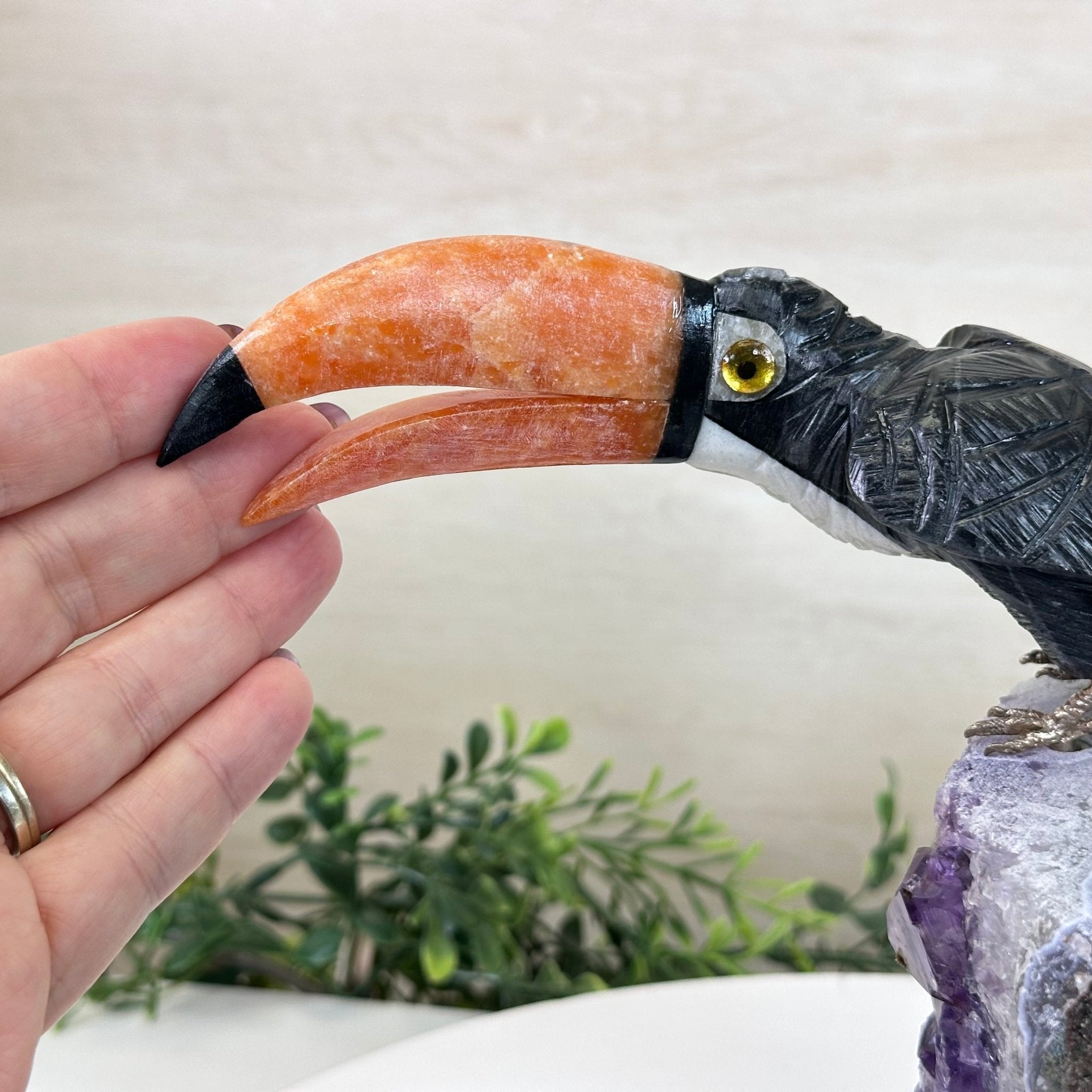 Large Hand - Carved Black Onyx Toucan Bird on an Amethyst Base, 8.1" Tall #3004 - BOTAM - 051 - Brazil GemsBrazil GemsLarge Hand - Carved Black Onyx Toucan Bird on an Amethyst Base, 8.1" Tall #3004 - BOTAM - 051Crystal Birds3004 - BOTAM - 051