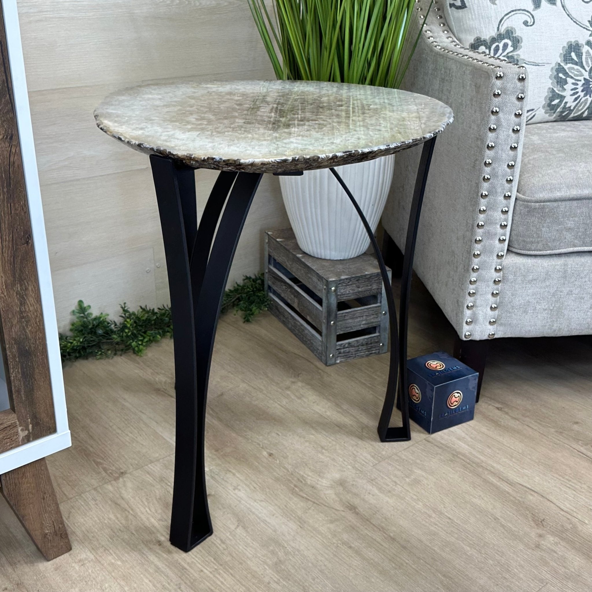 Large Natural Brazilian Agate Side Table on a black metal base, 23.5" Tall 1307 - 0027 - Brazil GemsBrazil GemsLarge Natural Brazilian Agate Side Table on a black metal base, 23.5" Tall 1307 - 0027Tables: Side1307 - 0027