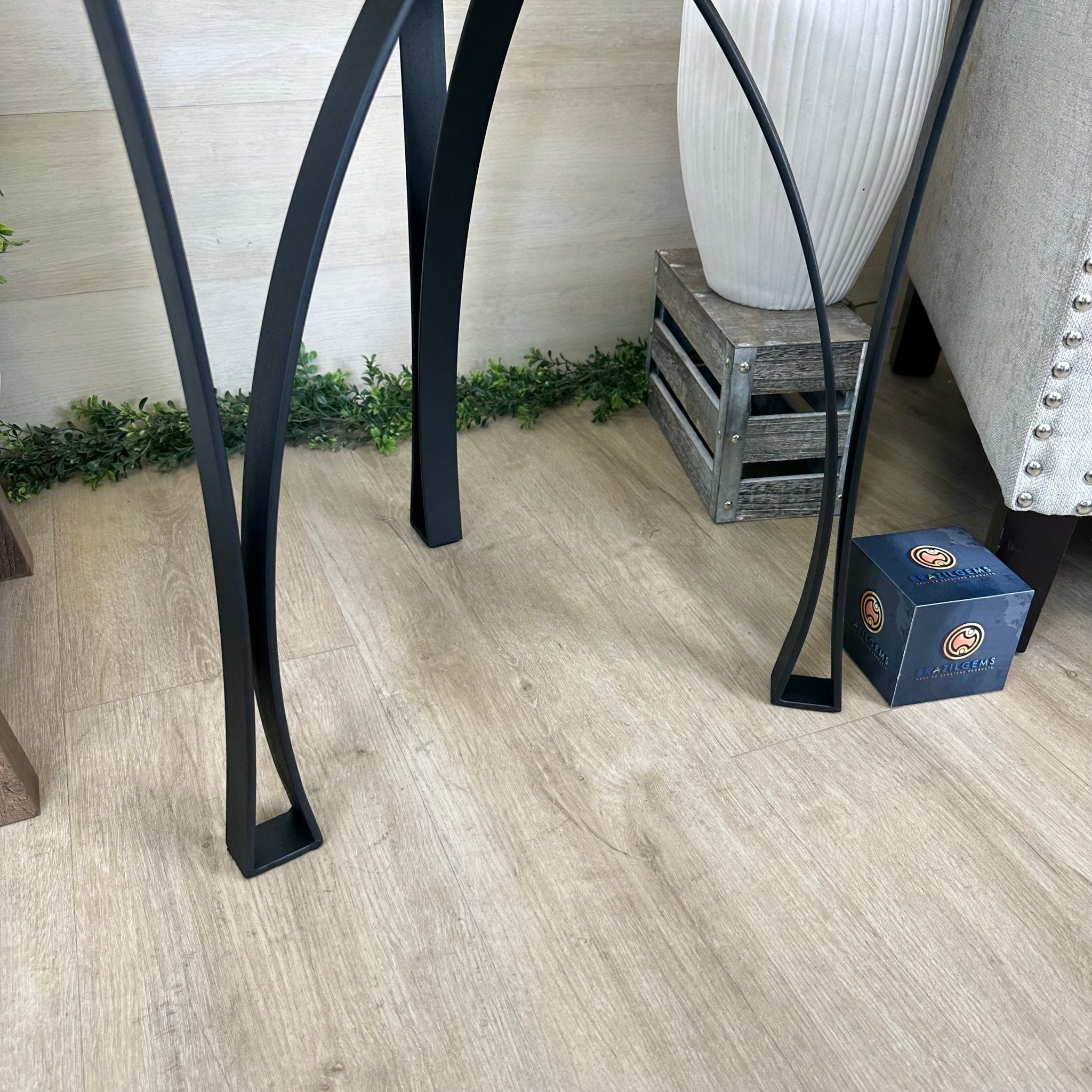 Large Natural Brazilian Agate Side Table on a black metal base, 23.5" Tall 1307 - 0027 - Brazil GemsBrazil GemsLarge Natural Brazilian Agate Side Table on a black metal base, 23.5" Tall 1307 - 0027Tables: Side1307 - 0027