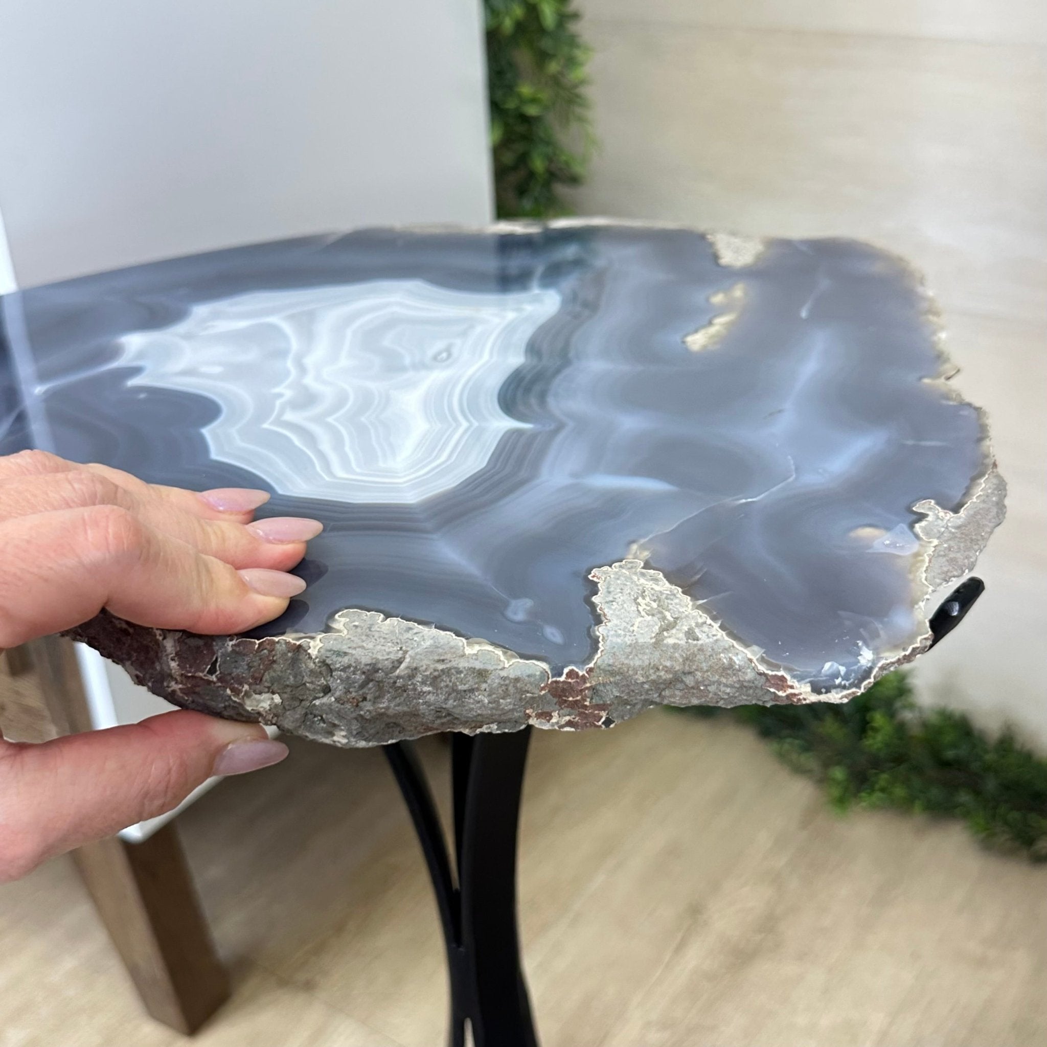 Natural Brazilian Agate Side Table on a black metal base, 21.9" Tall 1305 - 0184 - Brazil GemsBrazil GemsNatural Brazilian Agate Side Table on a black metal base, 21.9" Tall 1305 - 0184Tables: Side1305 - 0184