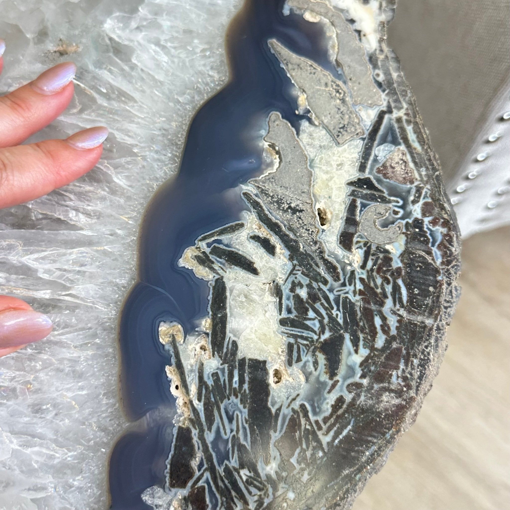 Natural Brazilian Agate Side Table on a black metal base, 22" Tall 1306 - 0050 - Brazil GemsBrazil GemsNatural Brazilian Agate Side Table on a black metal base, 22" Tall 1306 - 0050Tables: Side1306 - 0050