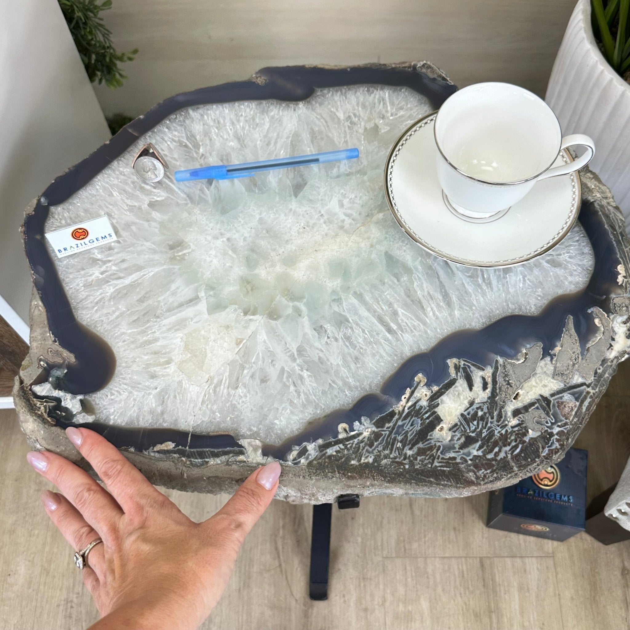 Natural Brazilian Agate Side Table on a black metal base, 22" Tall 1306 - 0050 - Brazil GemsBrazil GemsNatural Brazilian Agate Side Table on a black metal base, 22" Tall 1306 - 0050Tables: Side1306 - 0050