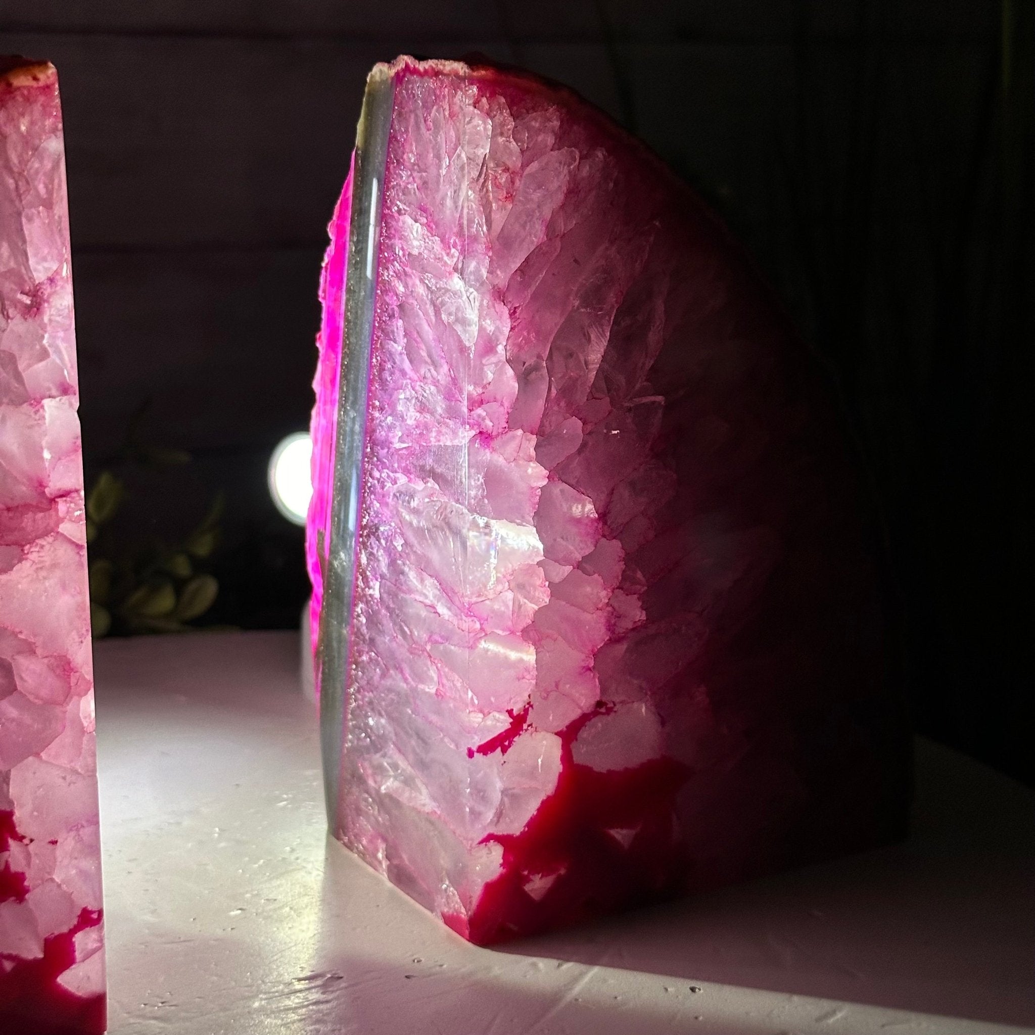 Pink Dyed Brazilian Agate Stone Bookends, 9.5 lbs & 6" tall #5151PA-025 - Brazil GemsBrazil GemsPink Dyed Brazilian Agate Stone Bookends, 9.5 lbs & 6" tall #5151PA-025Bookends5151PA-025