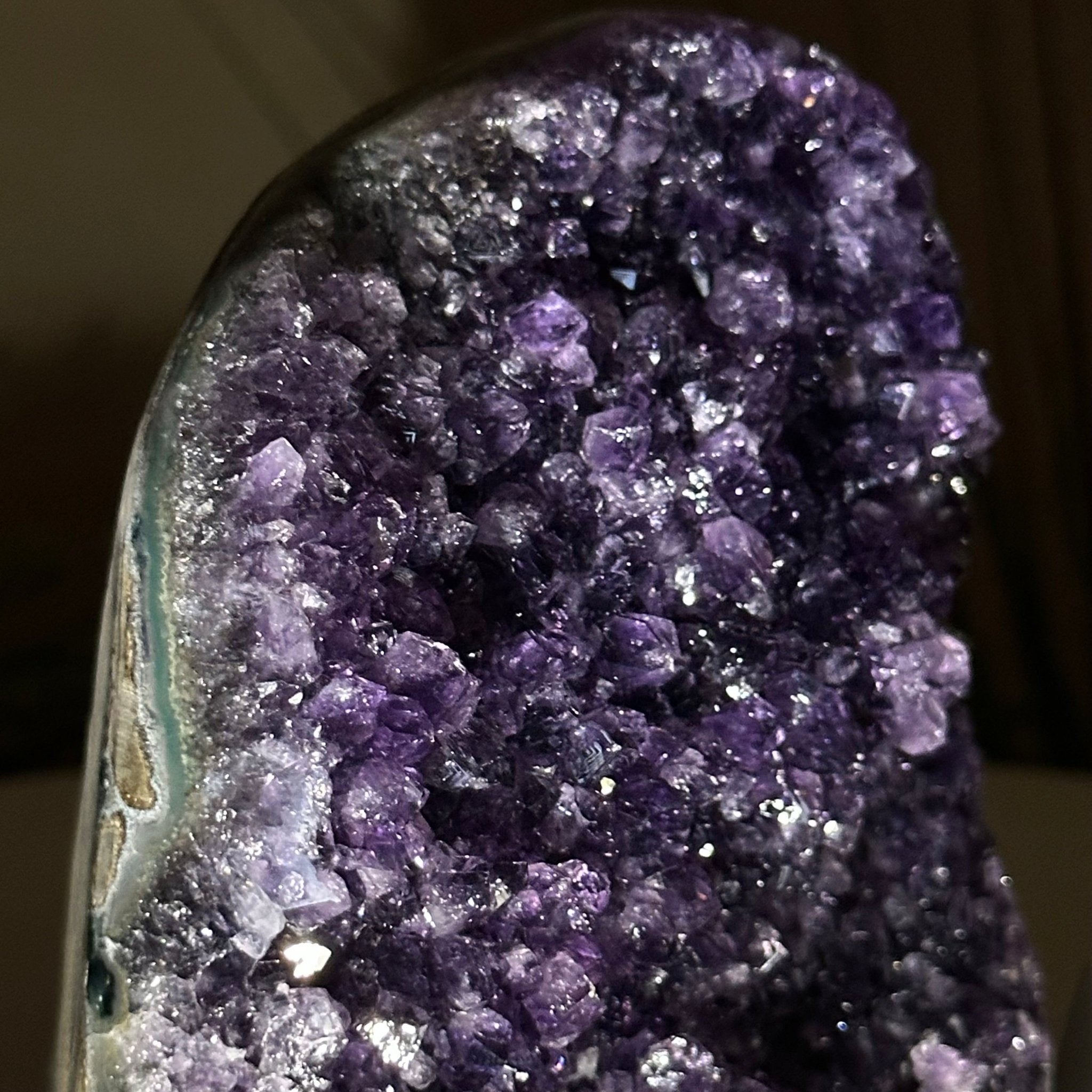 Small Extra Plus Quality Amethyst Cluster Flat Base, 4.7" Tall 5611 - 0924 - Brazil GemsBrazil GemsSmall Extra Plus Quality Amethyst Cluster Flat Base, 4.7" Tall 5611 - 0924Small Clusters with Flat Bases5611 - 0924