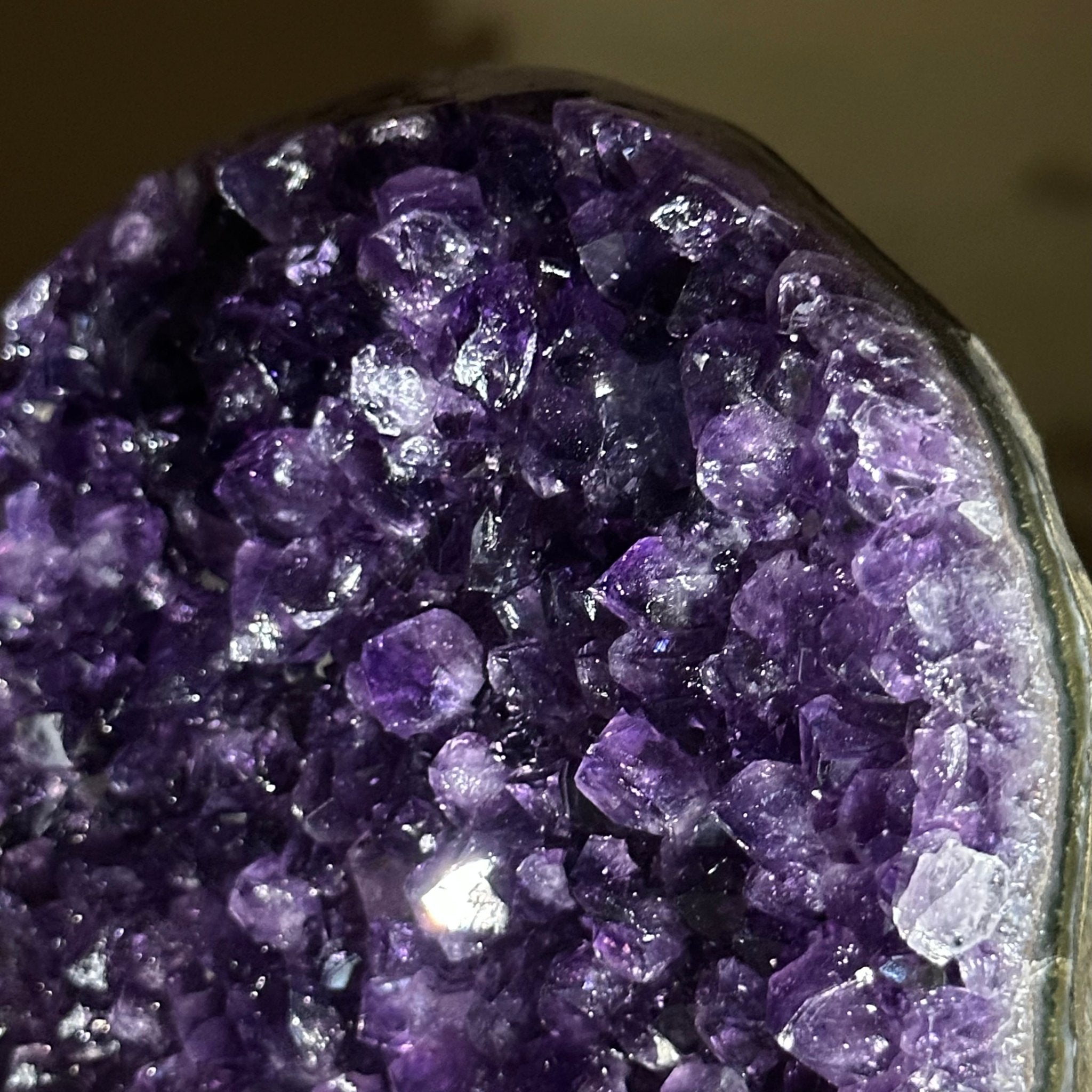 Small Extra Plus Quality Amethyst Cluster Flat Base, 4.8" Tall 5611 - 0927 - Brazil GemsBrazil GemsSmall Extra Plus Quality Amethyst Cluster Flat Base, 4.8" Tall 5611 - 0927Small Clusters with Flat Bases5611 - 0927