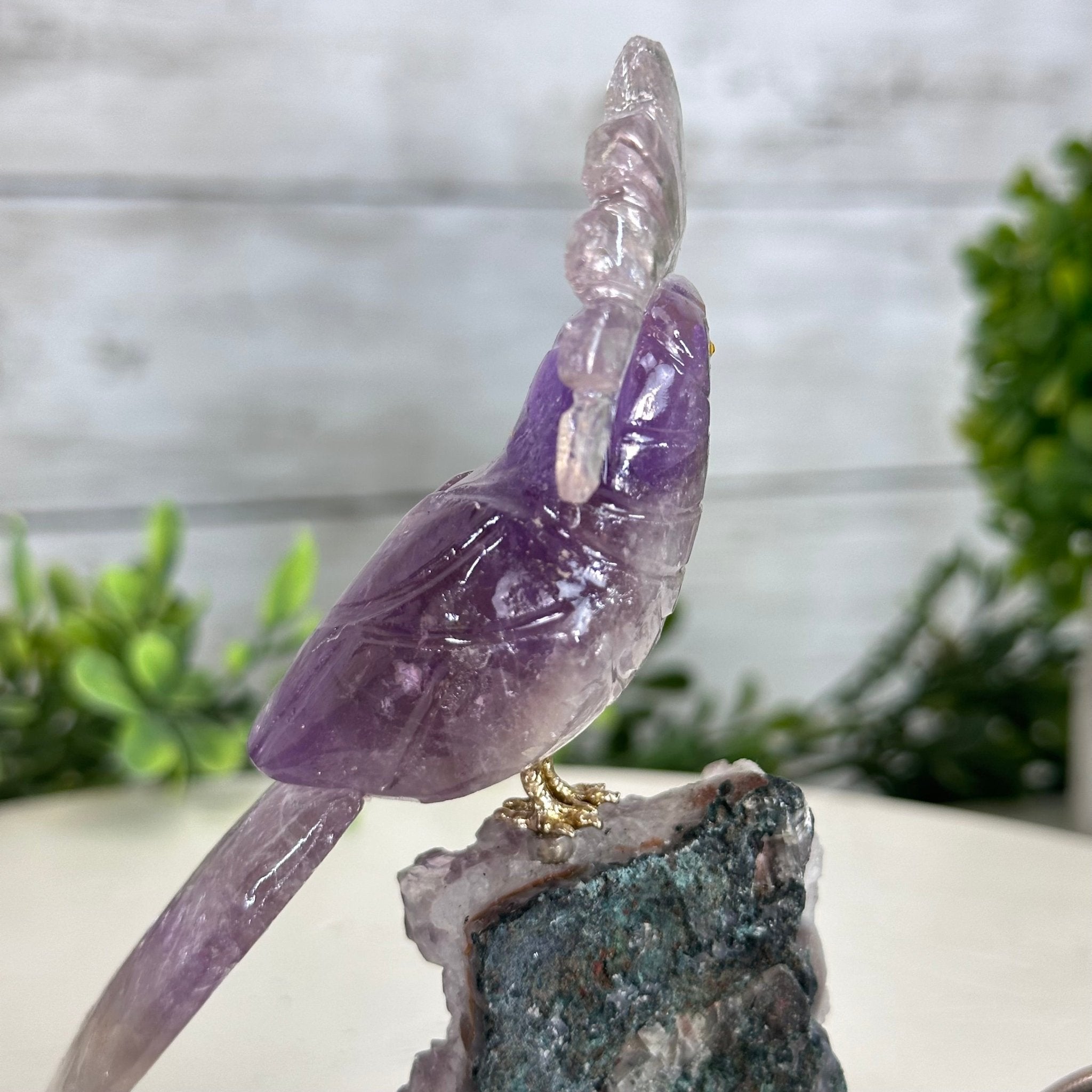 Small Hand - Carved Amethyst Cockatoo on an Amethyst Base, #3002 - AMCAM - 004 - Brazil GemsBrazil GemsSmall Hand - Carved Amethyst Cockatoo on an Amethyst Base, #3002 - AMCAM - 004Crystal Birds3002 - AMCAM - 004