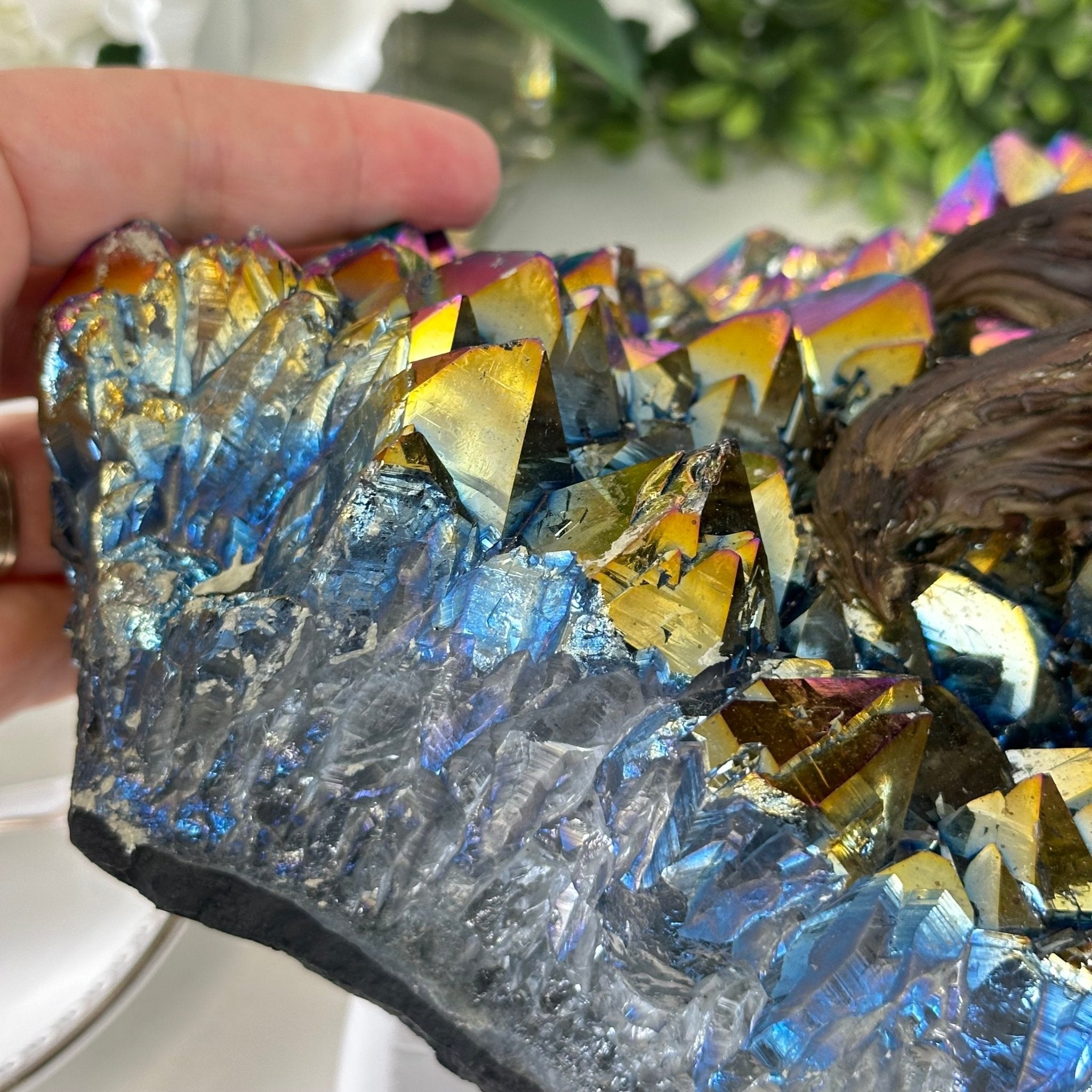 Angel Aura Milky Quartz Gemstone Tree 930 gems #5475MQAA-001 Angel Aura Milky Quartz Gemstone Tree 930 gems #5475MQAA-001