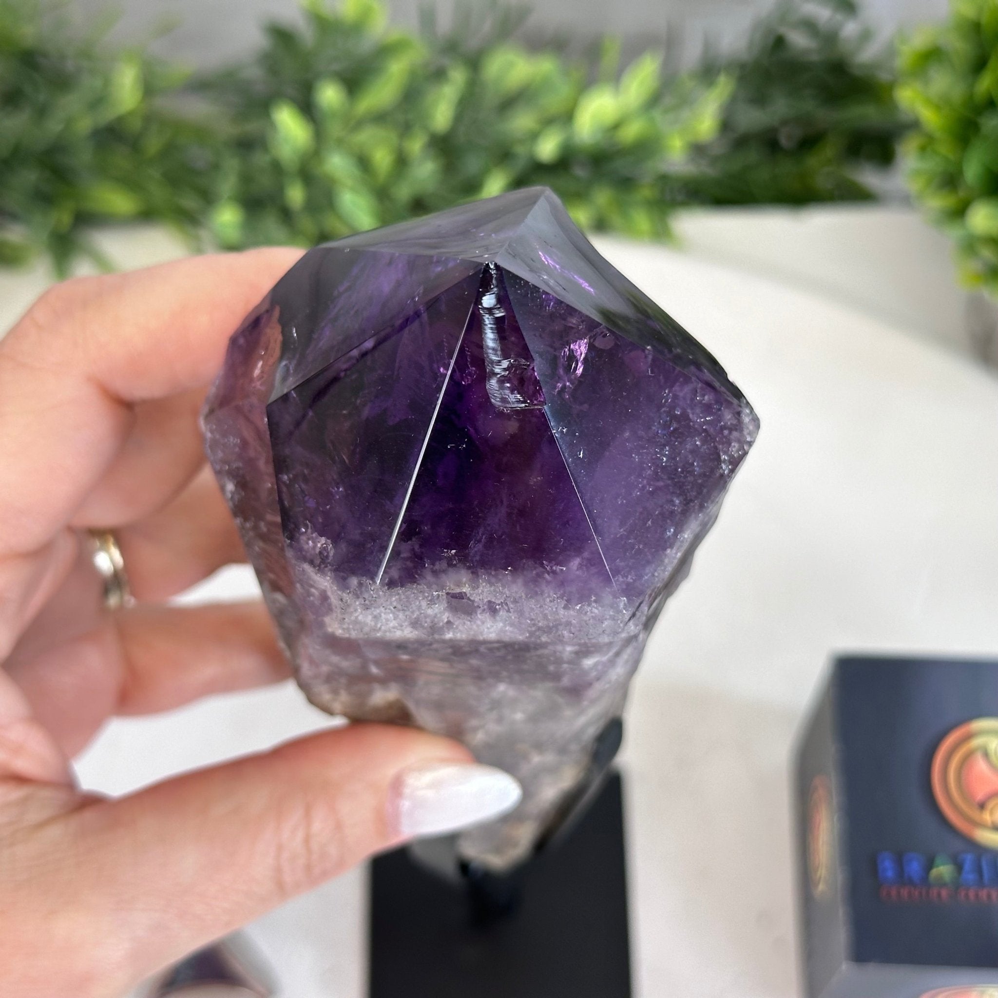Super Quality Amethyst Wand on a Metal Stand, 1.9 lbs & 10.4" Tall #3123AM-007 - Brazil GemsBrazil GemsSuper Quality Amethyst Wand on a Metal Stand, 1.9 lbs & 10.4" Tall #3123AM-007Clusters on Fixed Bases3123AM-007