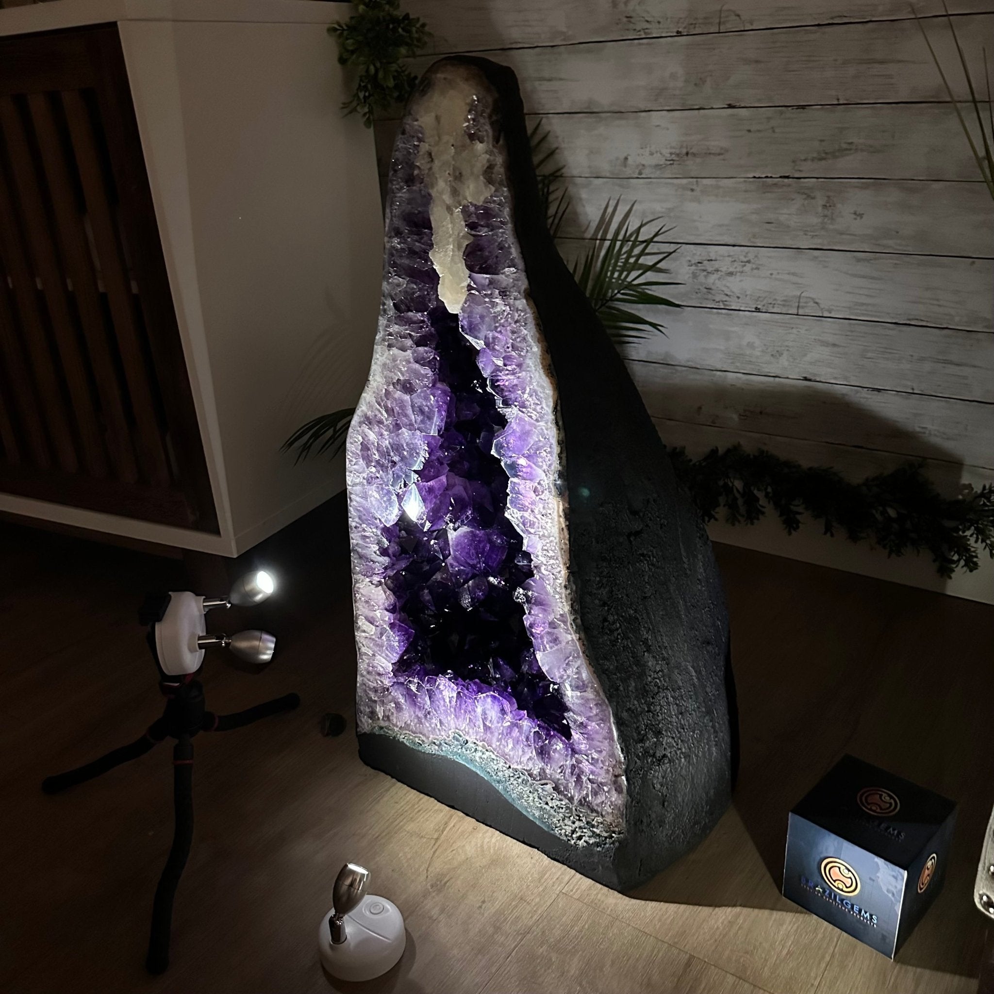 Super Quality Brazilian Amethyst Cathedral, 160.7 lbs & 28.1" Tall #5601 - 1330 - Brazil GemsBrazil GemsSuper Quality Brazilian Amethyst Cathedral, 160.7 lbs & 28.1" Tall #5601 - 1330Cathedrals5601 - 1330