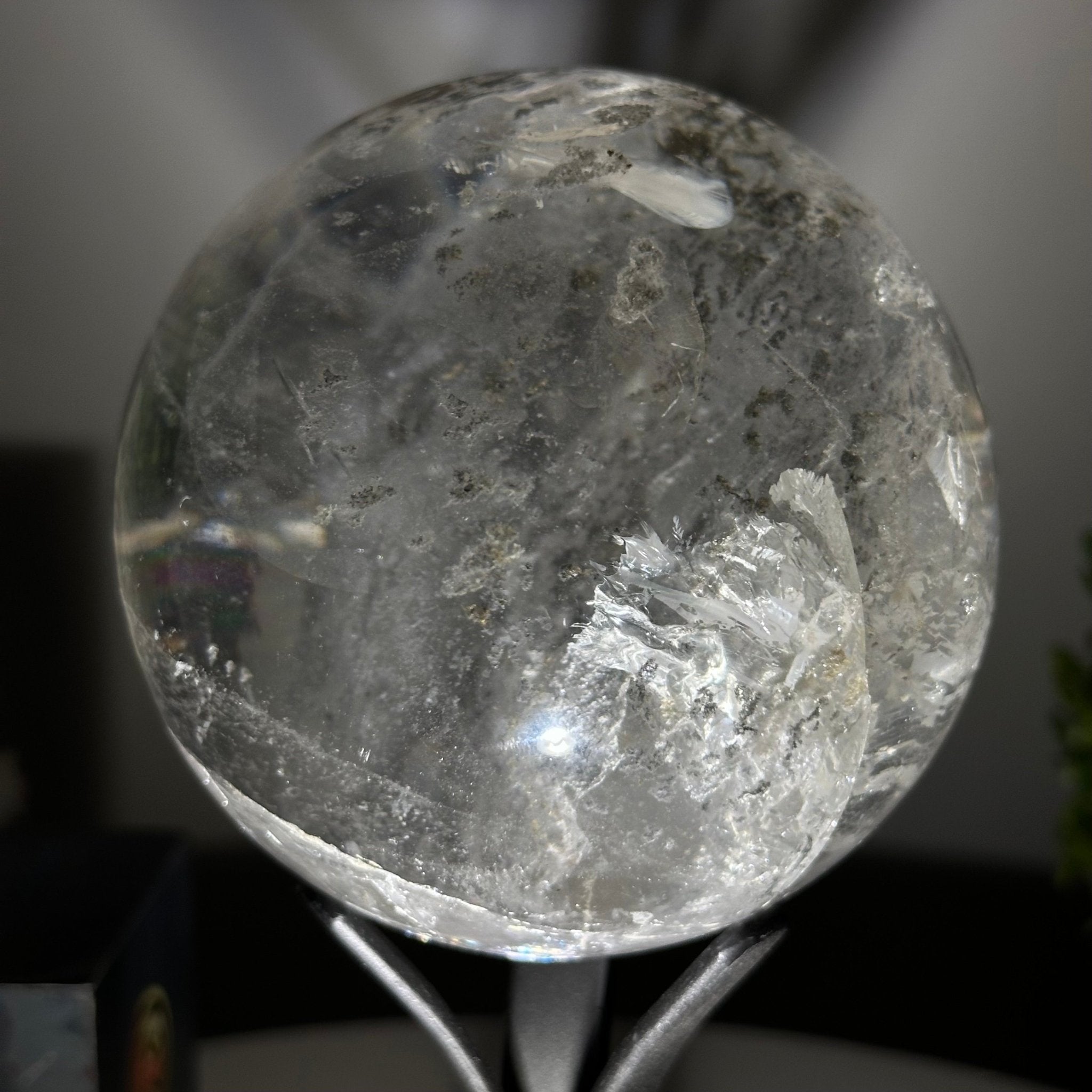 Super Quality Clear Quartz Sphere on Metal Base 2.4 lbs & 7.5" Tall #5631 - 0028 - Brazil GemsBrazil GemsSuper Quality Clear Quartz Sphere on Metal Base 2.4 lbs & 7.5" Tall #5631 - 0028Spheres5631 - 0028