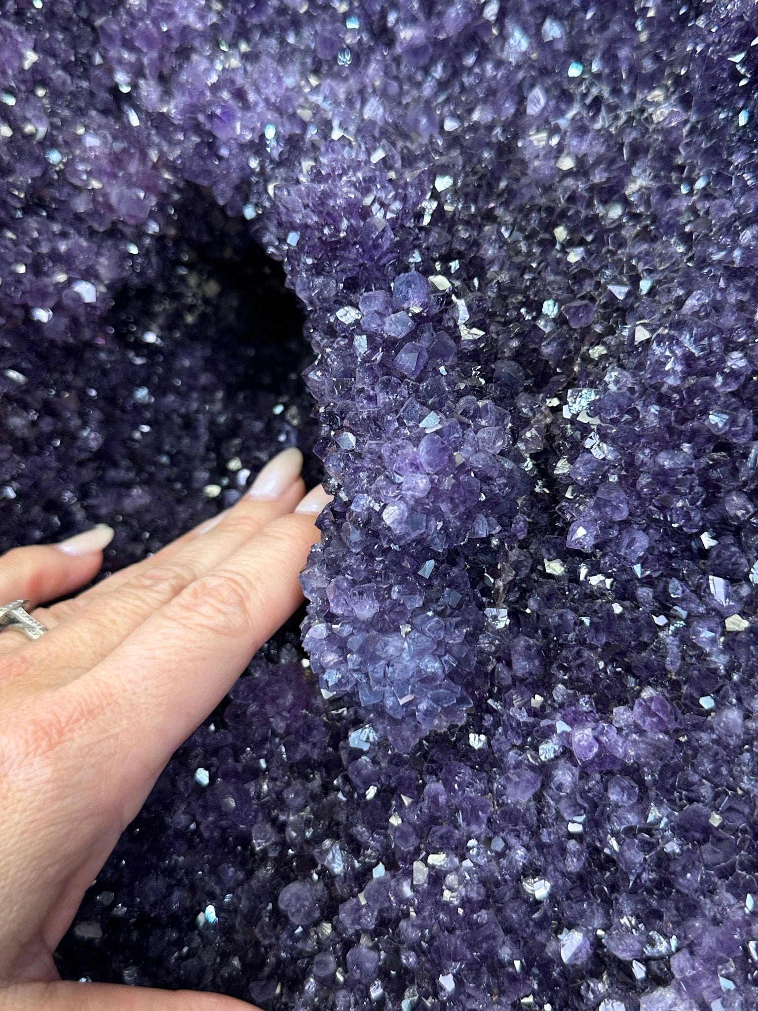 Super Quality Uruguayan Amethyst Cluster on Rotating Stand, 227.1 lbs & 53.1" Tall #5492 - 0035 - Brazil GemsBrazil GemsSuper Quality Uruguayan Amethyst Cluster on Rotating Stand, 227.1 lbs & 53.1" Tall #5492 - 0035Clusters on Rotating Bases5492 - 0035